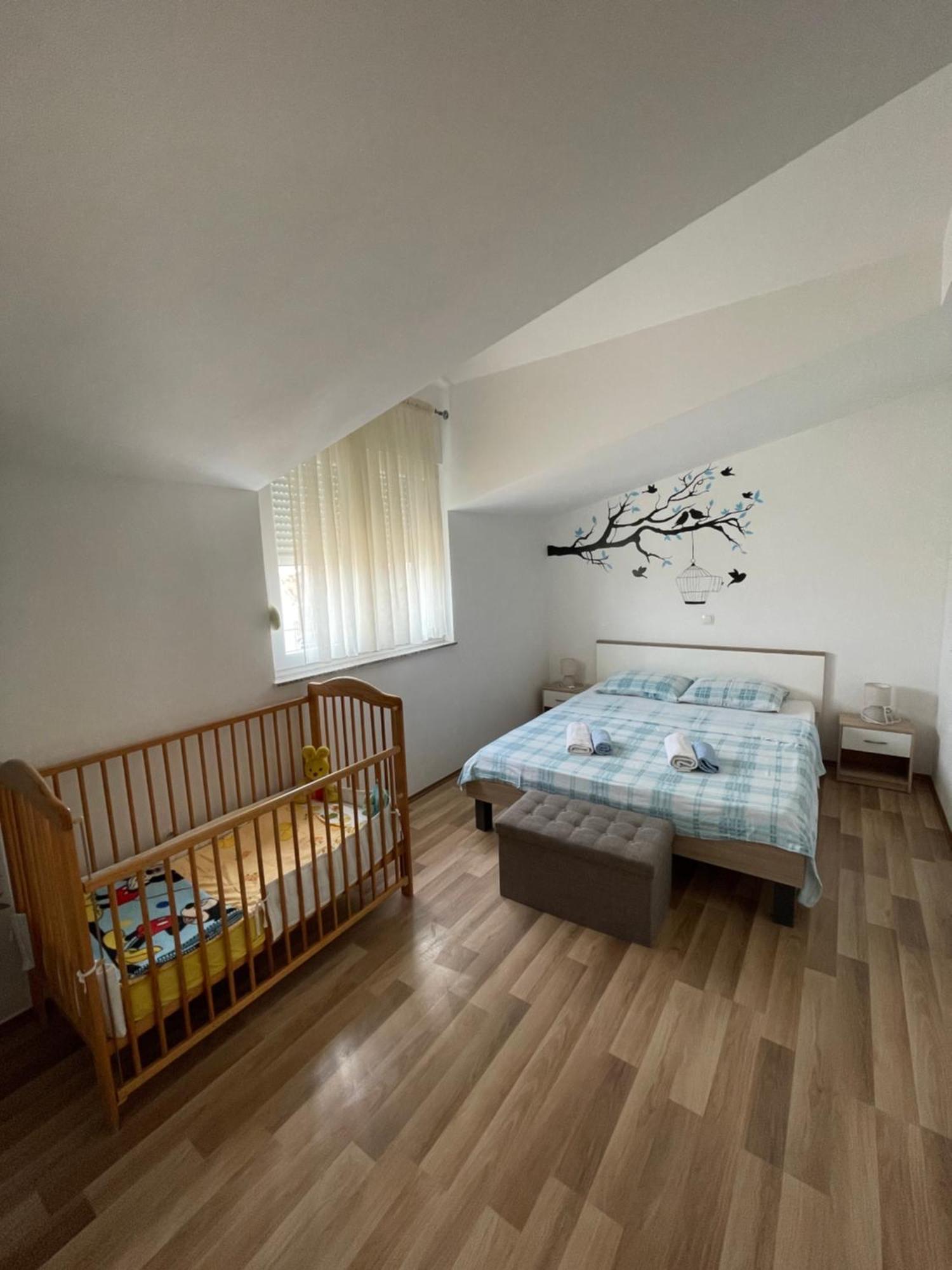 Apartmani Kristo 2 Zadar Exteriör bild